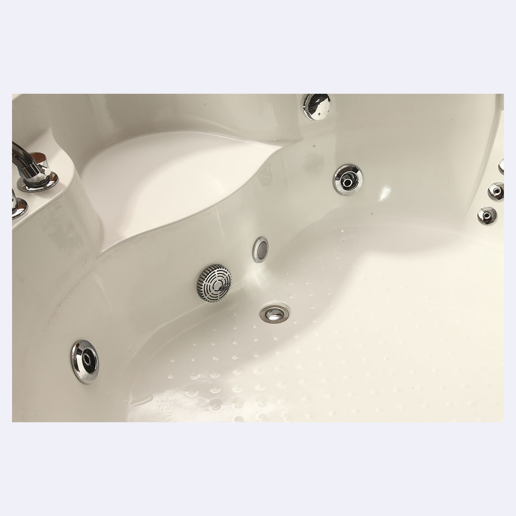 BATHHI.0007_05.jpg